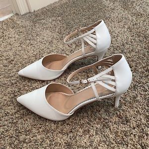Journee Collection Mia Pump